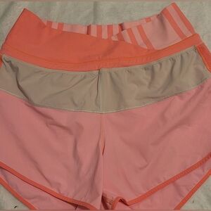 Lululemon Athletica Shorts Size 2